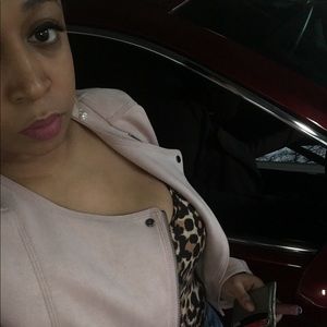 Meet your Posher, Tara